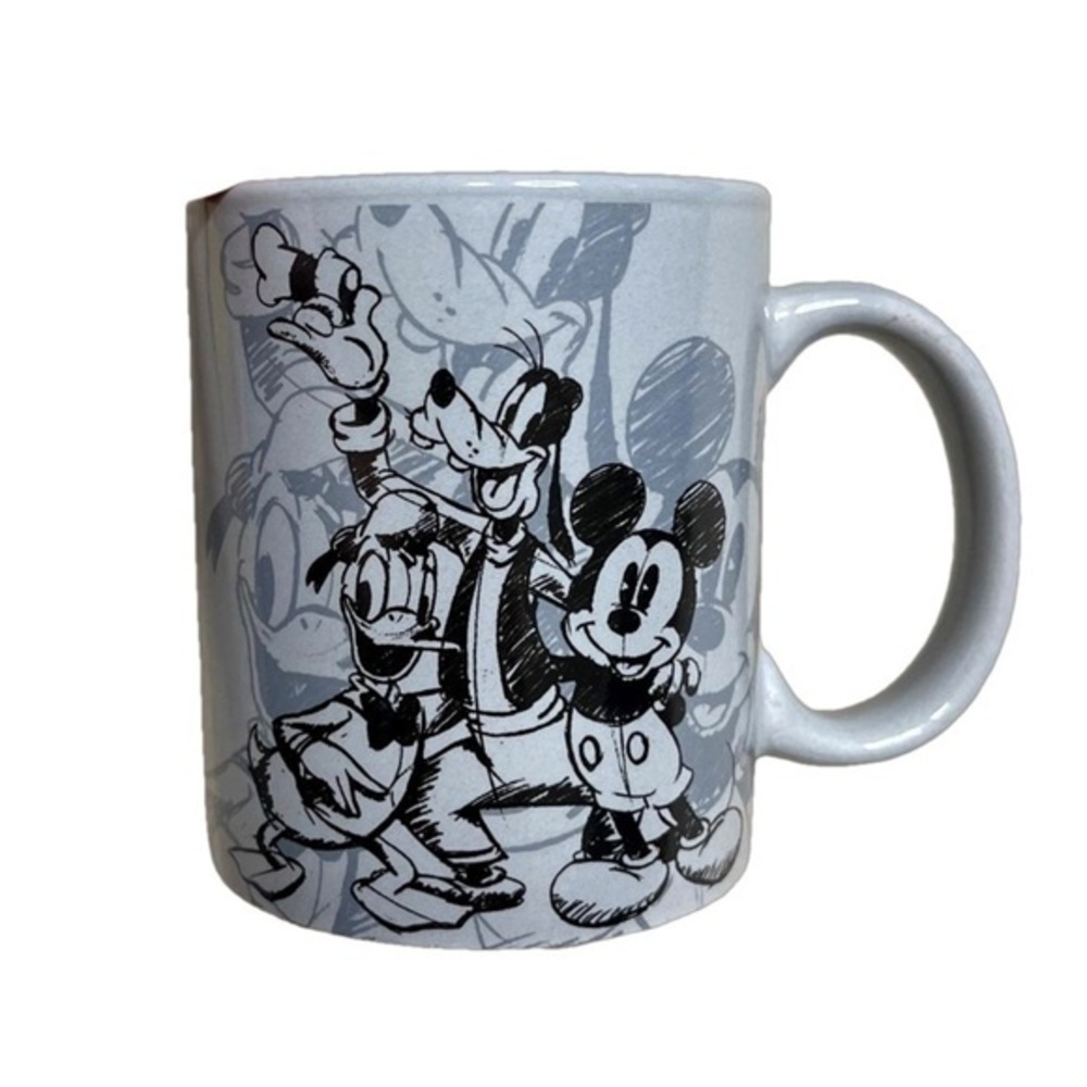 ⭐️ Disney Mickey Goofy Donald Sketch mug